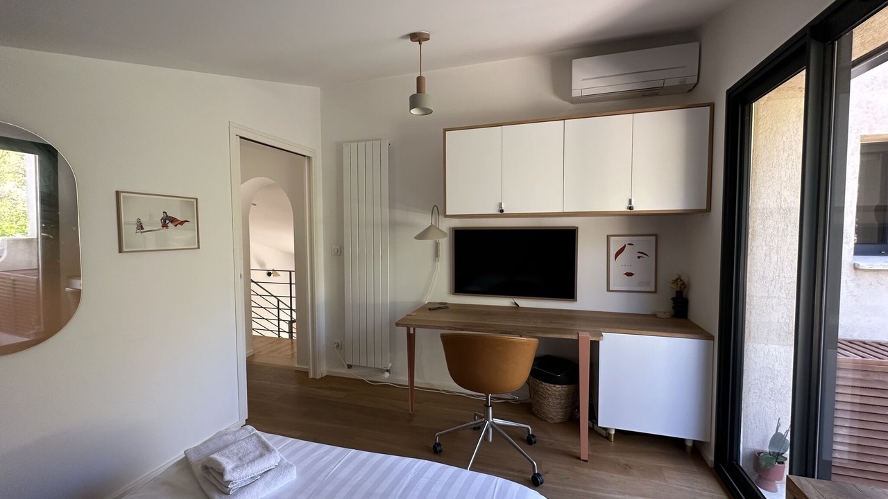 Photo of Bedroom in Toulon - Hyeres