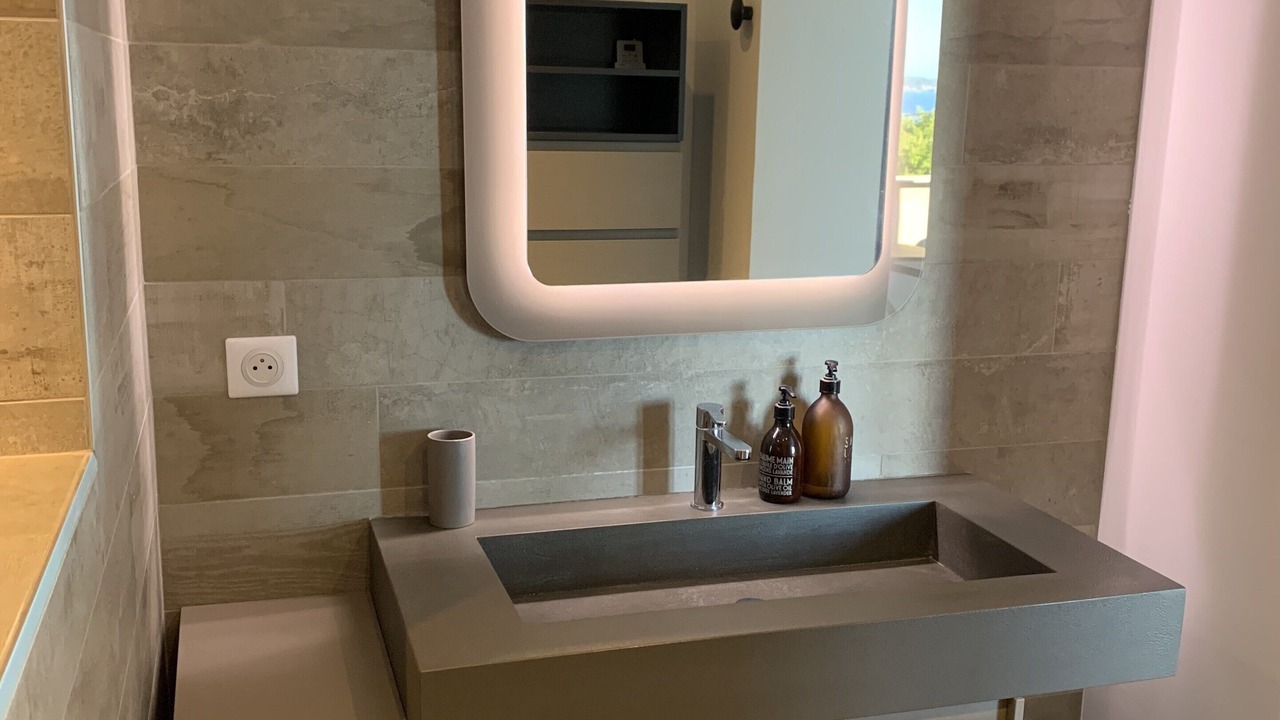 Photo of Bathroom in Toulon - Hyeres
