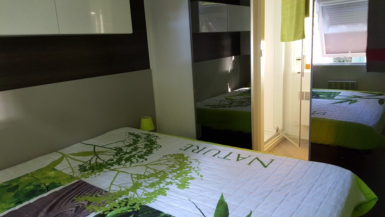 Photo of Bedroom in Messanges