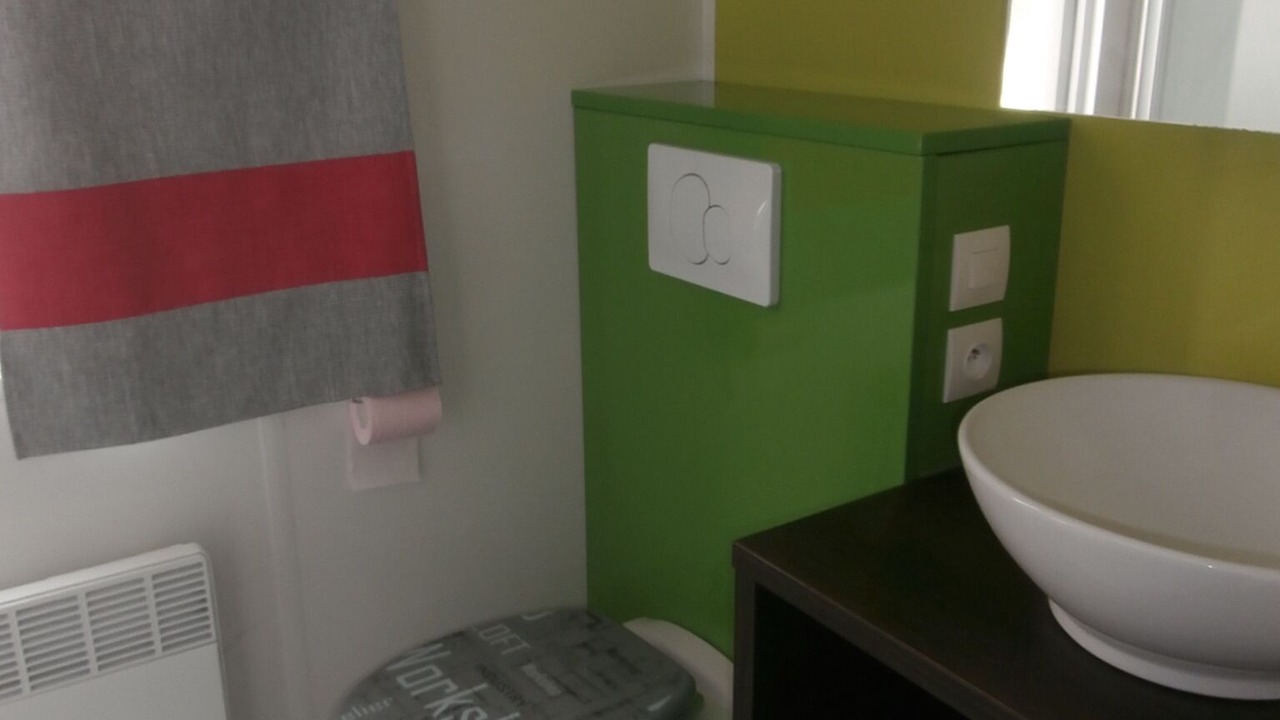 Photo of Bathroom in Messanges