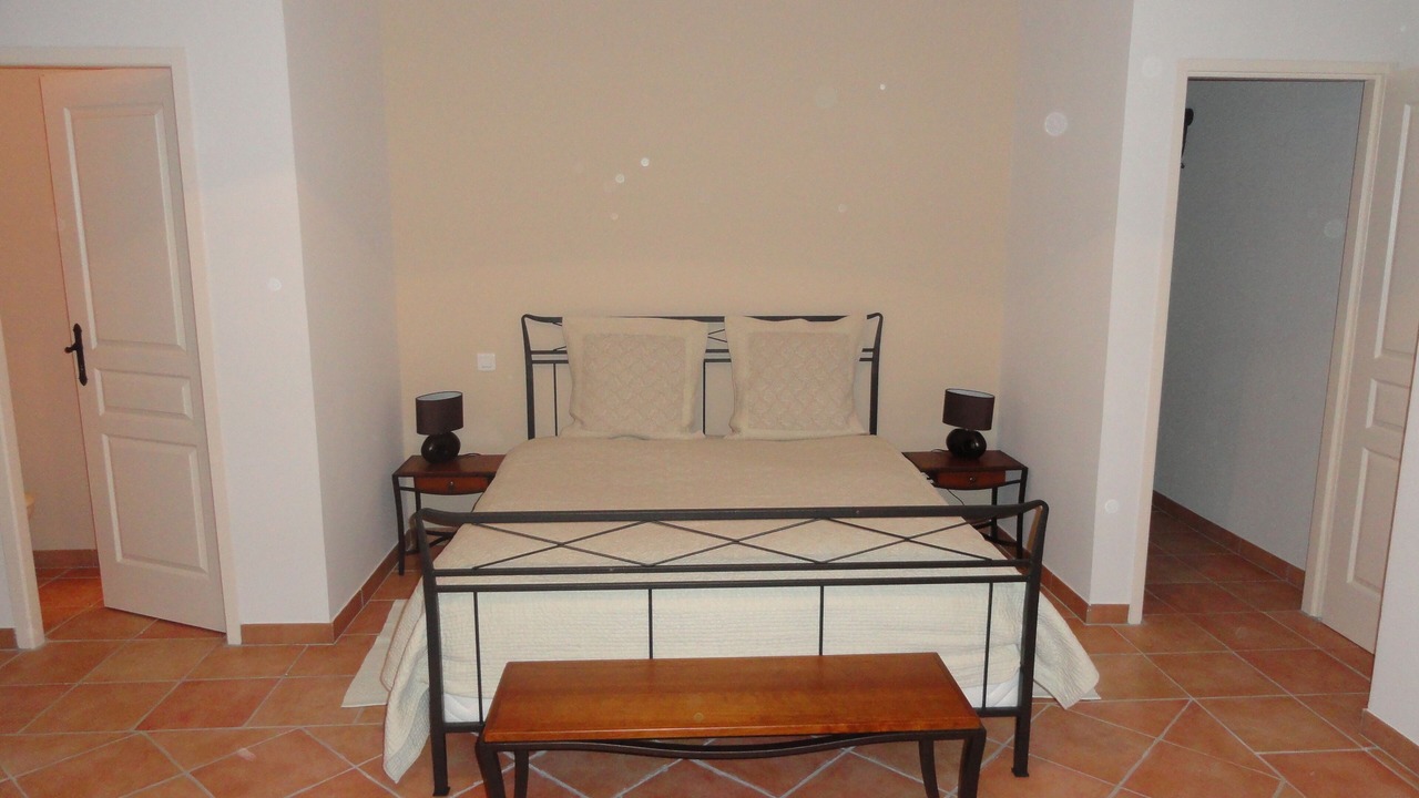 Photo of Bedroom in Cabrieres-d'Avignon
