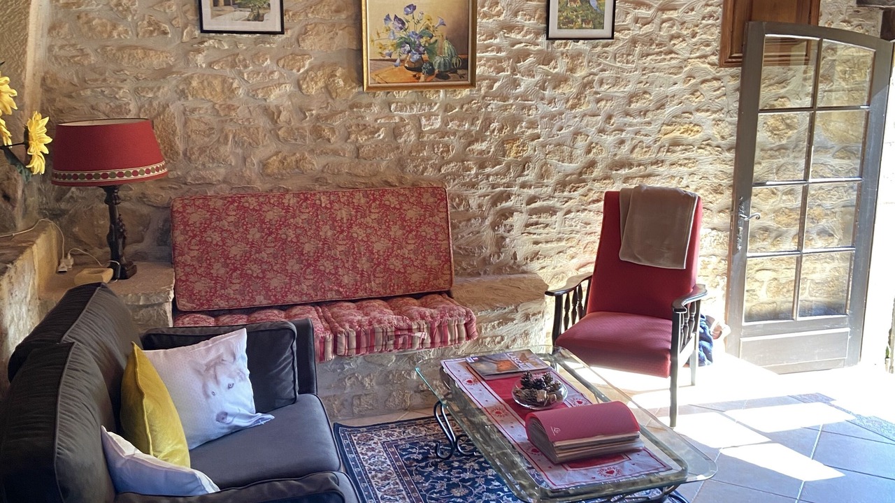 Photo of Livingroom in Cenac-et-Saint-Julien