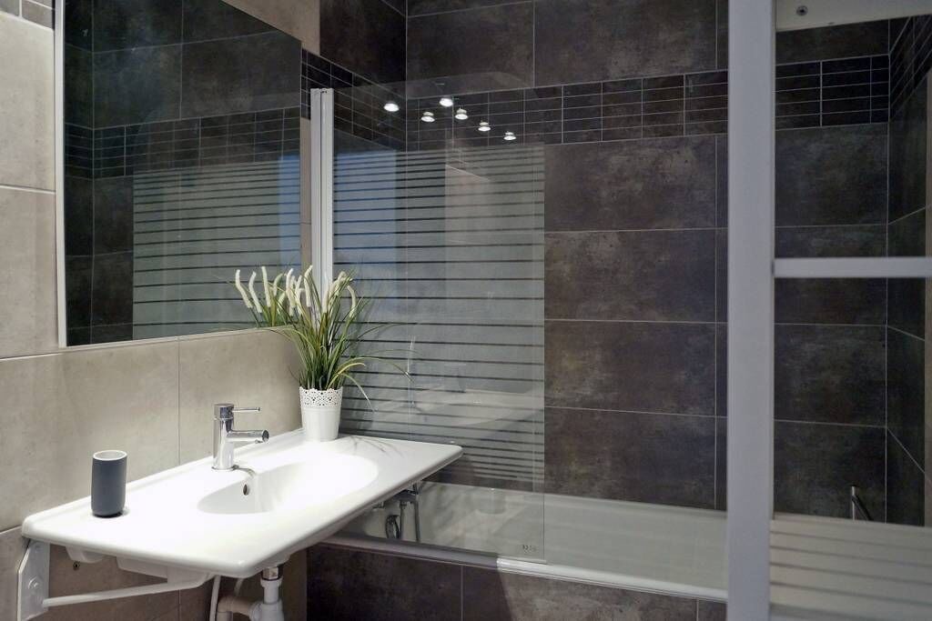 Photo of Bathroom in La Rochelle