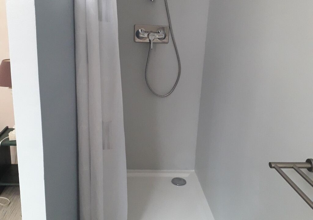 Photo of Bathroom in Mouguerre