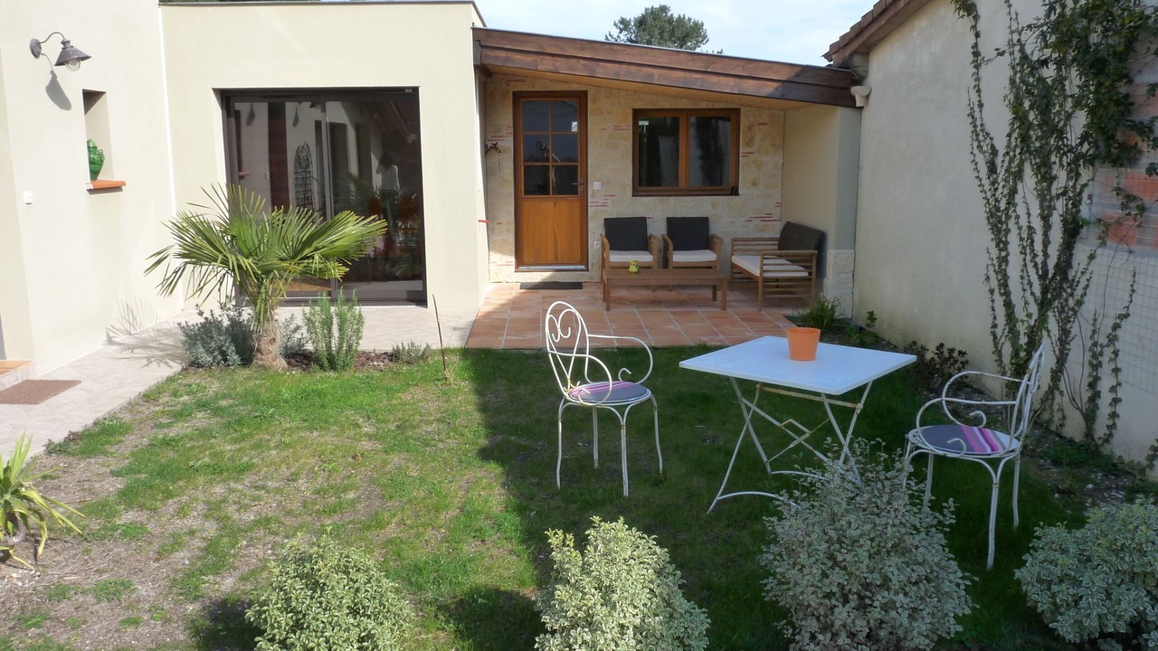 Photo of Outdoor in Parempuyre