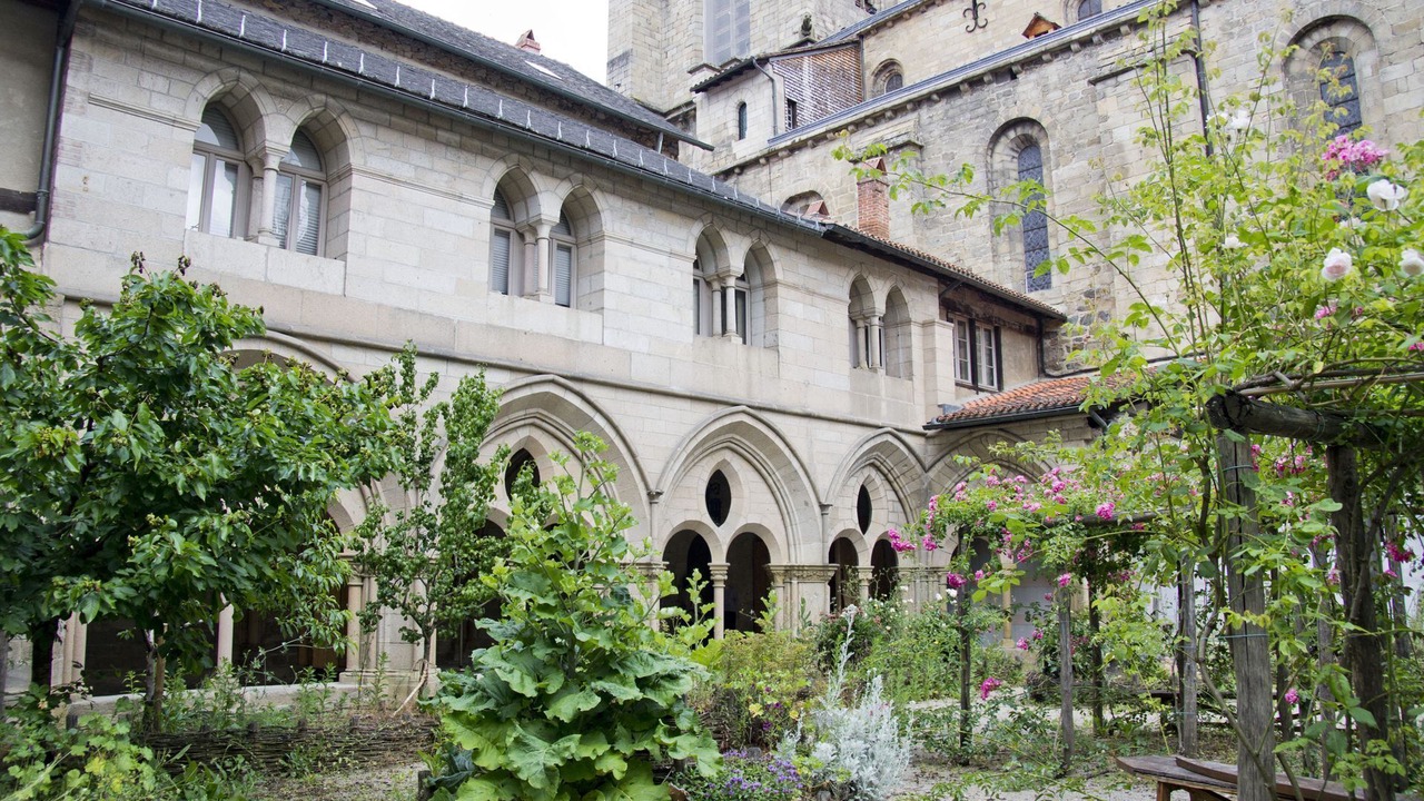 Photo of Outdoor in Sainte-Fortunade