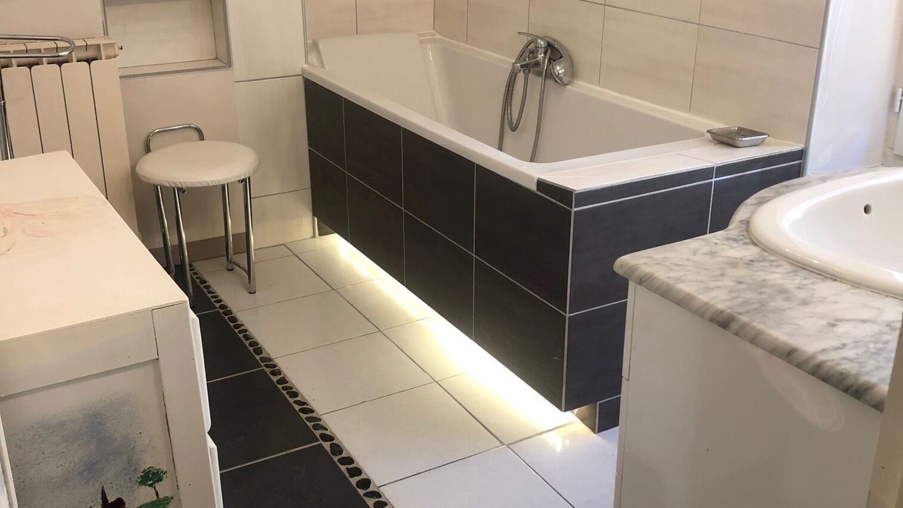 Photo of Bathroom in Cenac-et-Saint-Julien