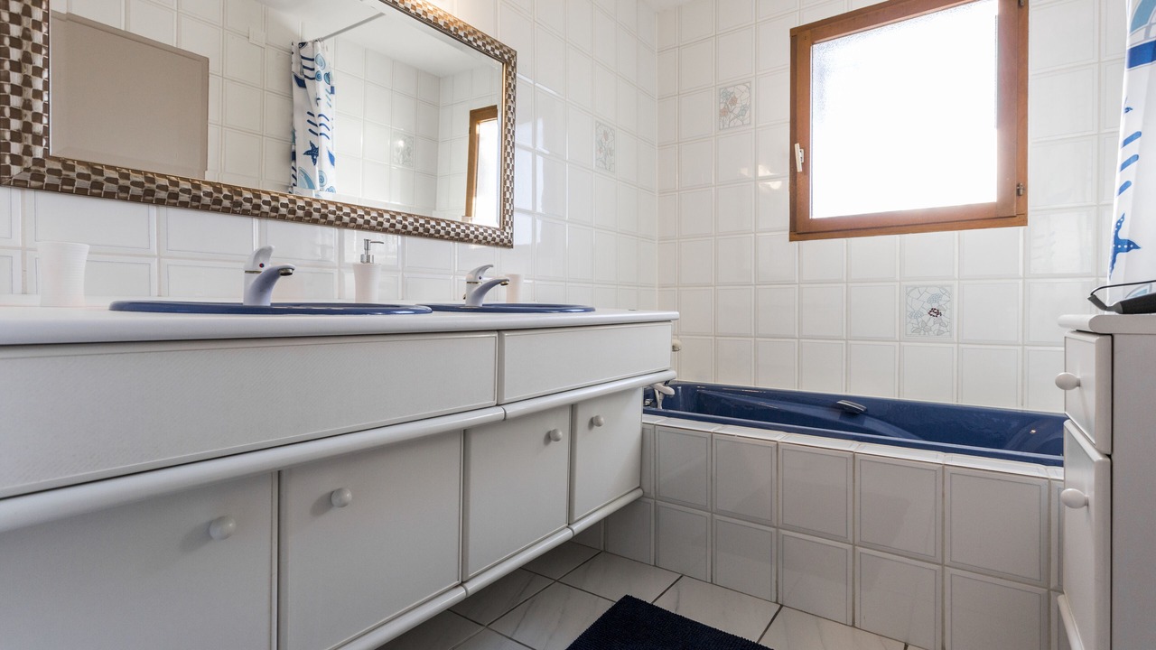 Photo of Bathroom in Bordeaux-Lac