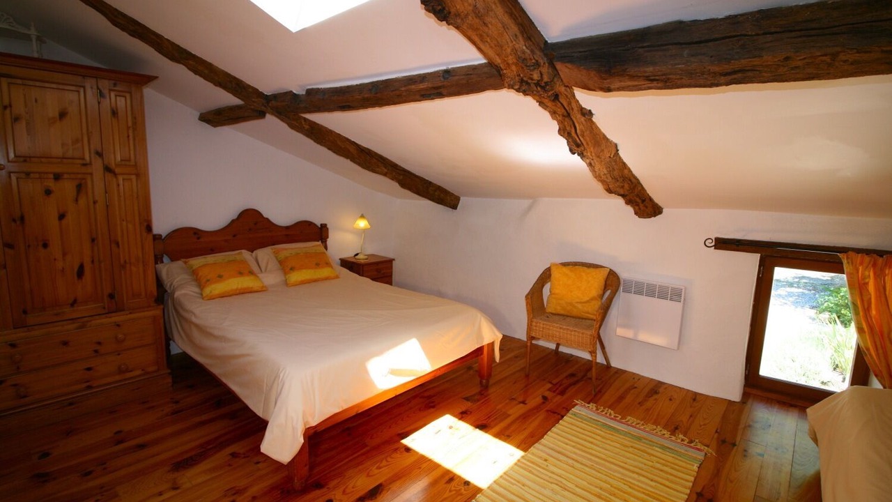 Photo of Bedroom in Juignac