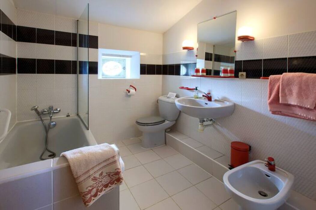 Photo of Bathroom in Saint-Leon