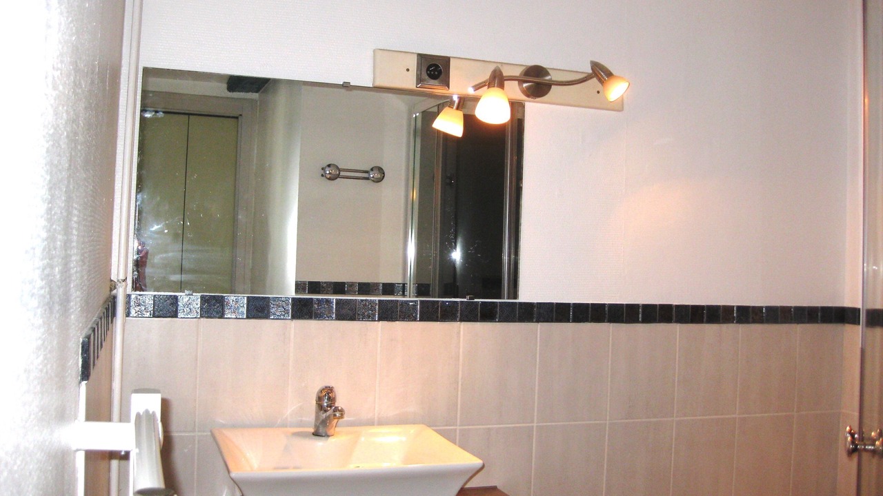 Photo of Bathroom in La Rochelle City Centre