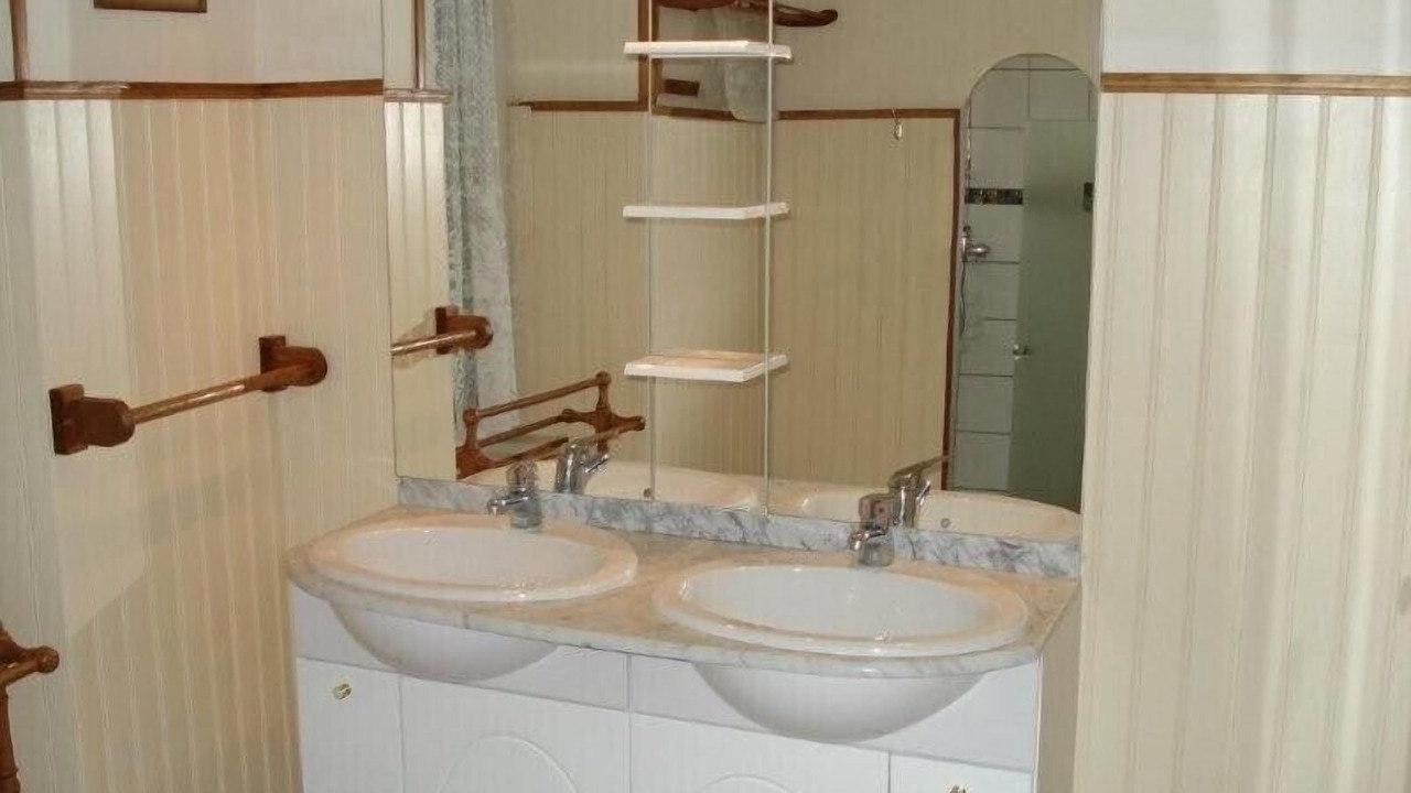 Photo of Bathroom in Villefranche-de-Lonchat