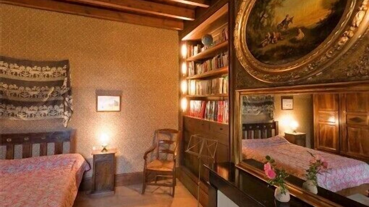 Photo of Bedroom in Casseneuil