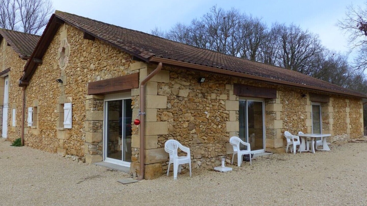 Photo of Outdoor in Cours-de-Pile