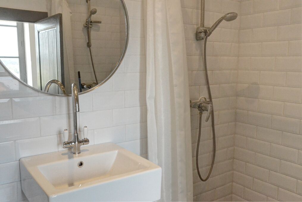 Photo of Bathroom in Troche