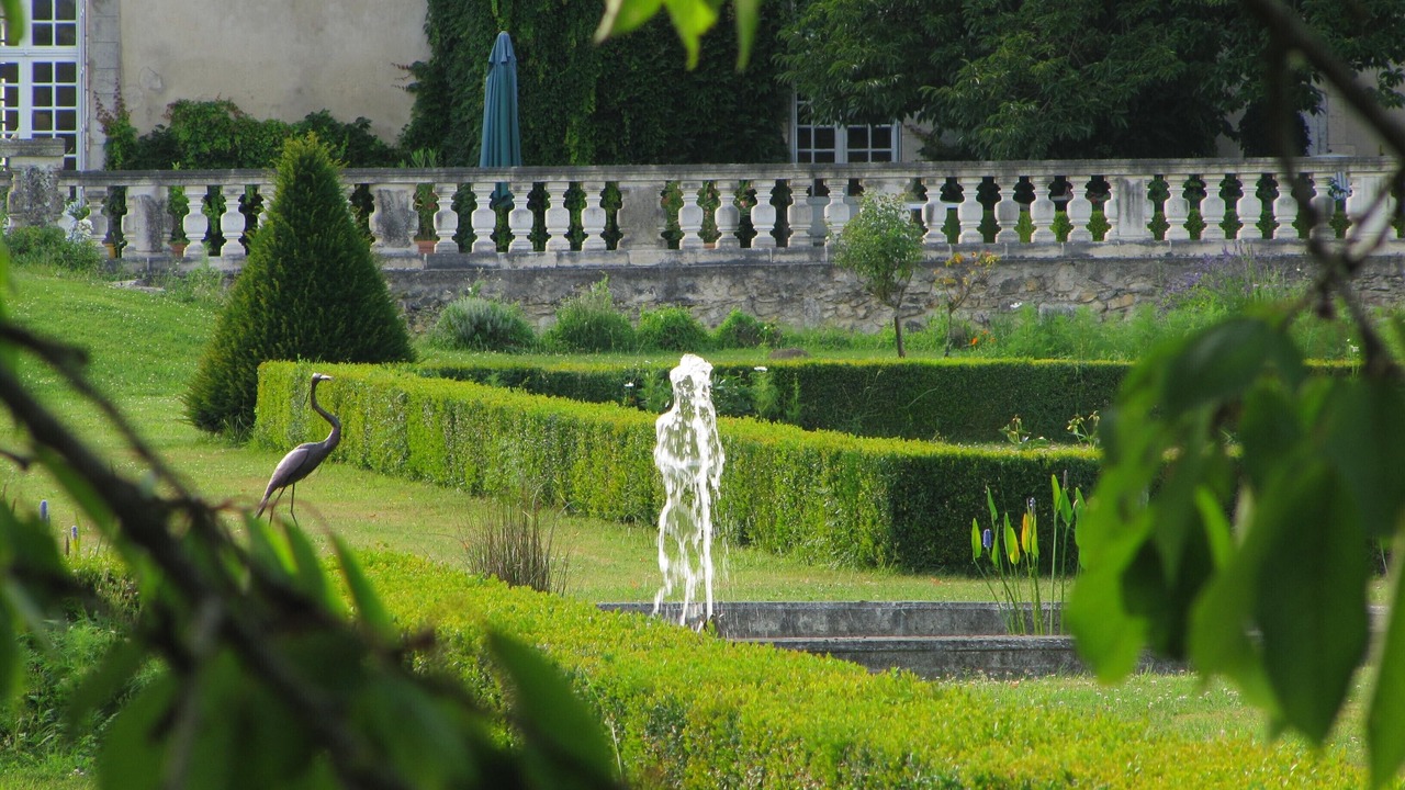 Photo of Outdoor in Champagne-et-Fontaine
