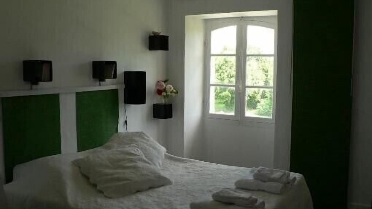 Photo of Bedroom in Champagne-et-Fontaine