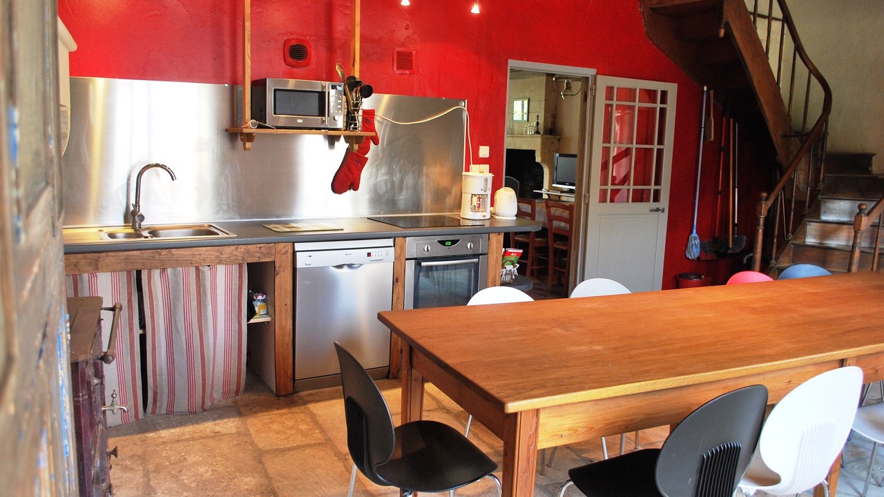 Photo of Kitchen in Saint-Hilaire-de-Villefranche
