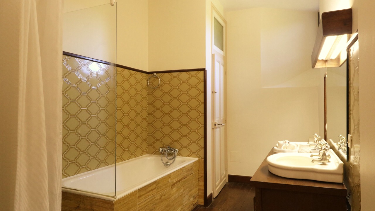 Photo of Bathroom in Beynac-et-Cazenac