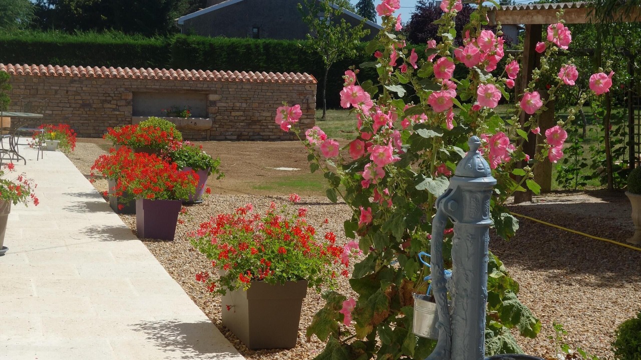 Photo of Outdoor in Rouille