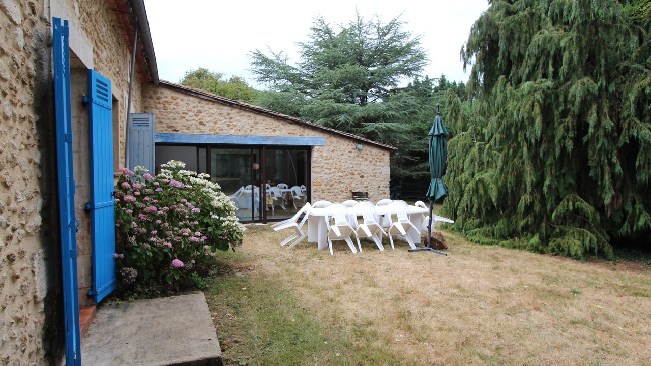 Photo of Patio Balcony in Eglise-Neuve-de-Vergt