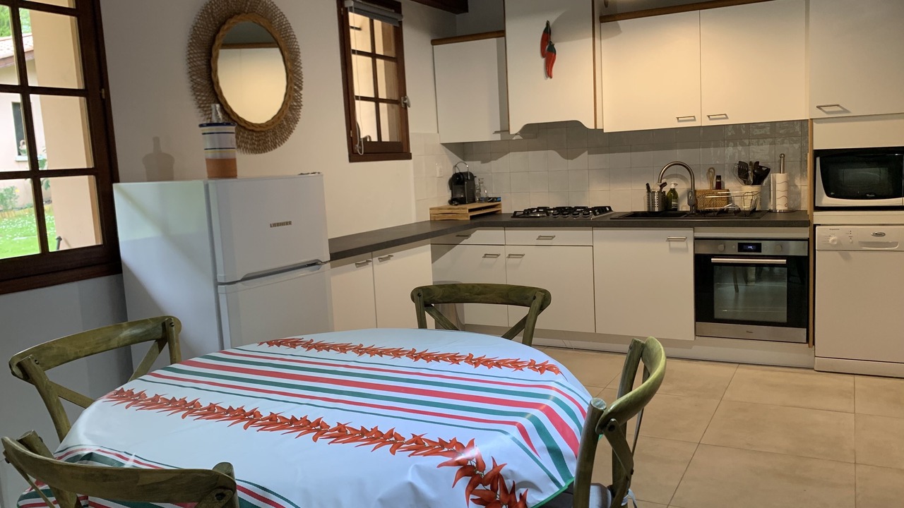 Photo of Kitchen in Saint-Pierre-d'Irube
