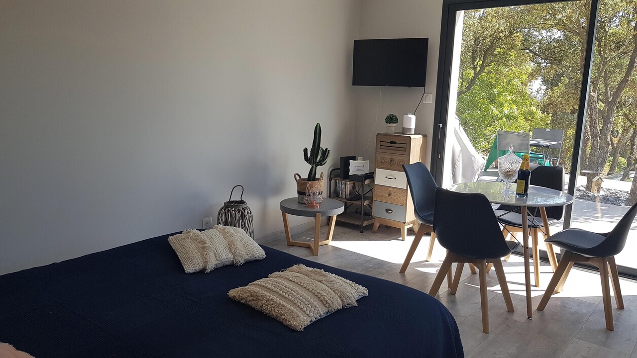 Photo of Livingroom in Mornas