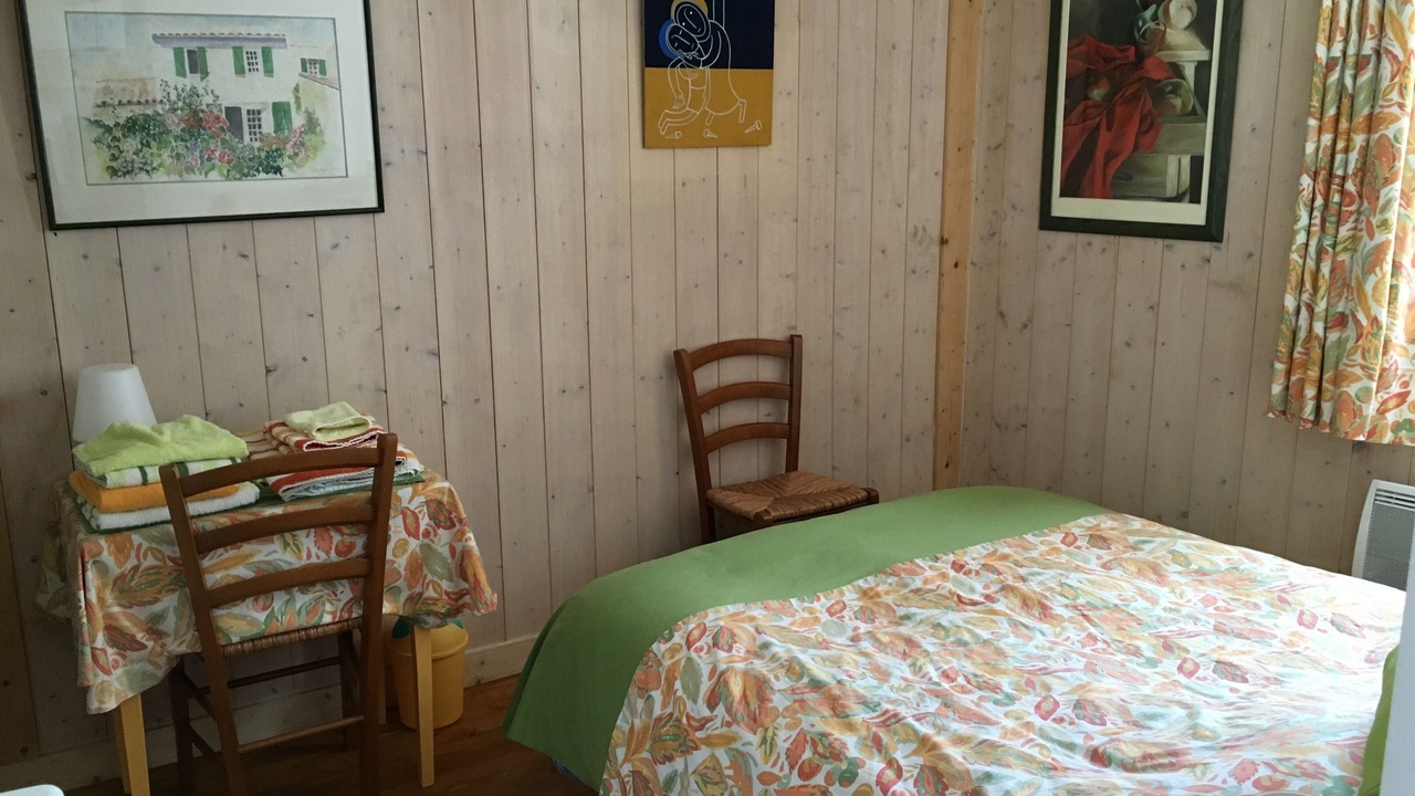 Photo of Bedroom in Saint-Clement-des-Baleines