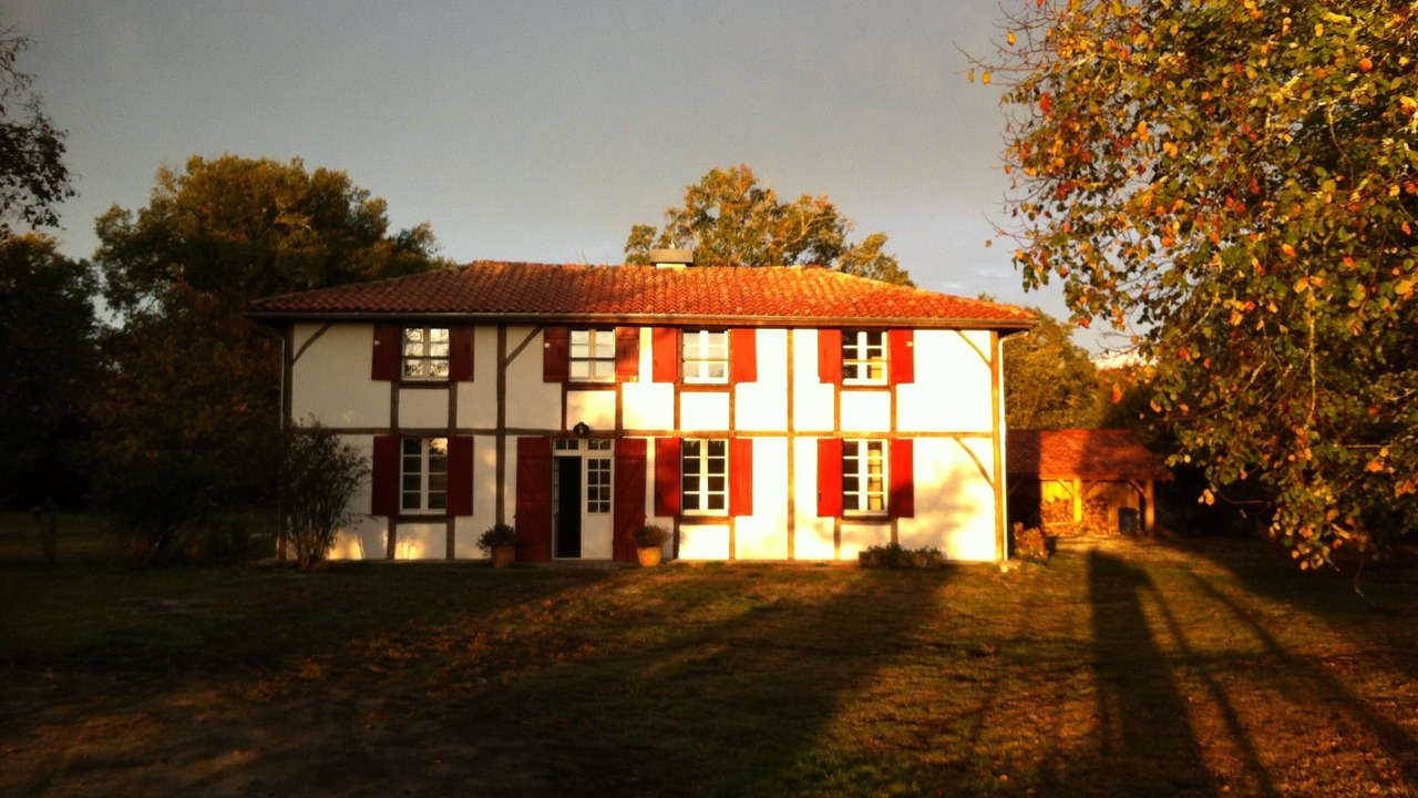 Photo of Outdoor in Lue