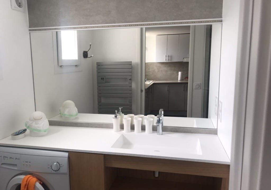 Photo of Bathroom in La Couarde-sur-Mer