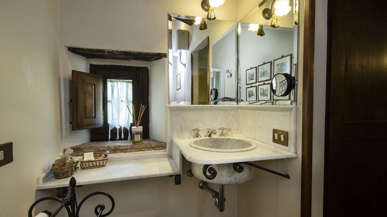 Photo of Bathroom in Carmignano