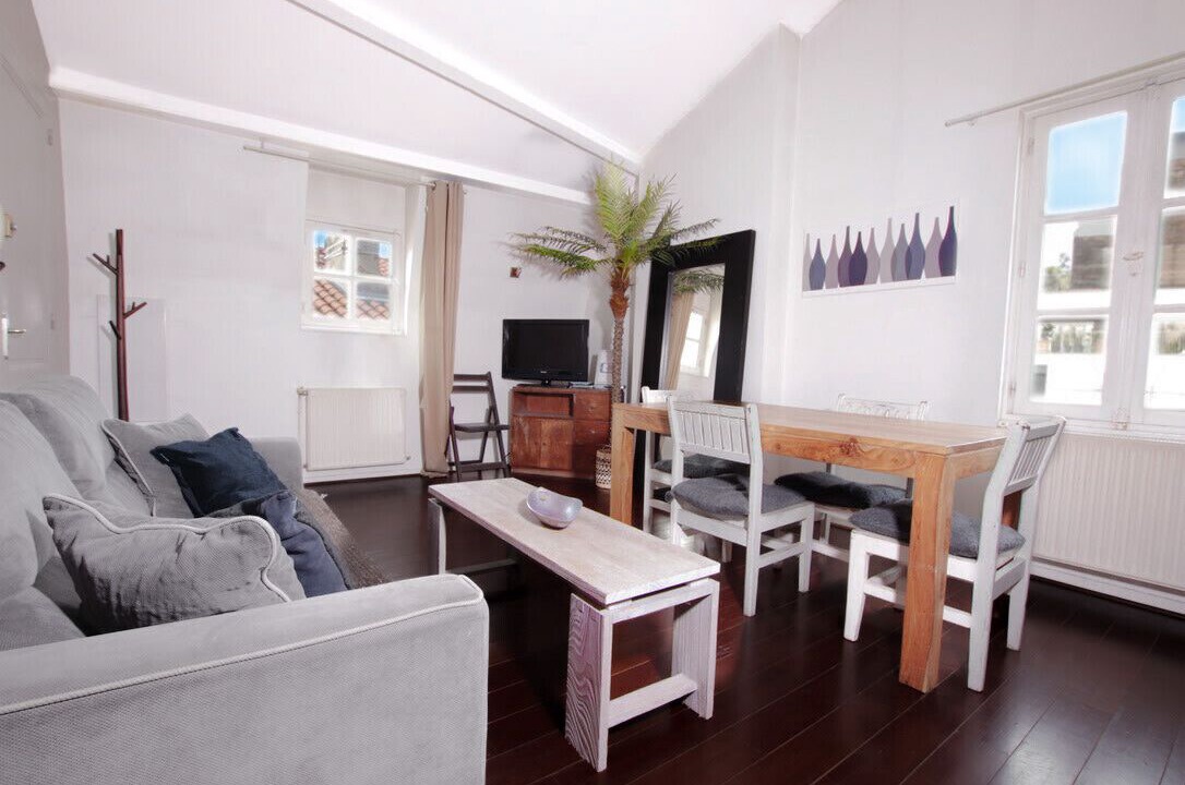 Photo of Livingroom in Saint-Bruno - Saint-Victor