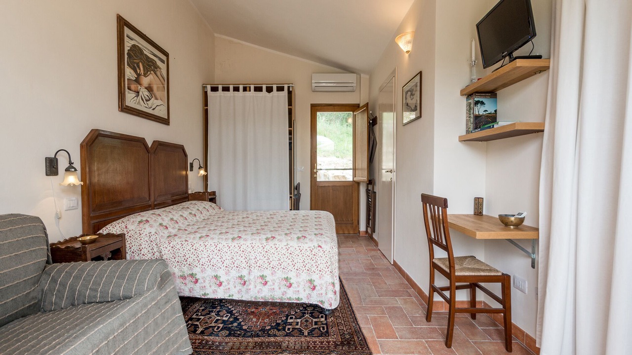 Photo of Bedroom in Saturnia