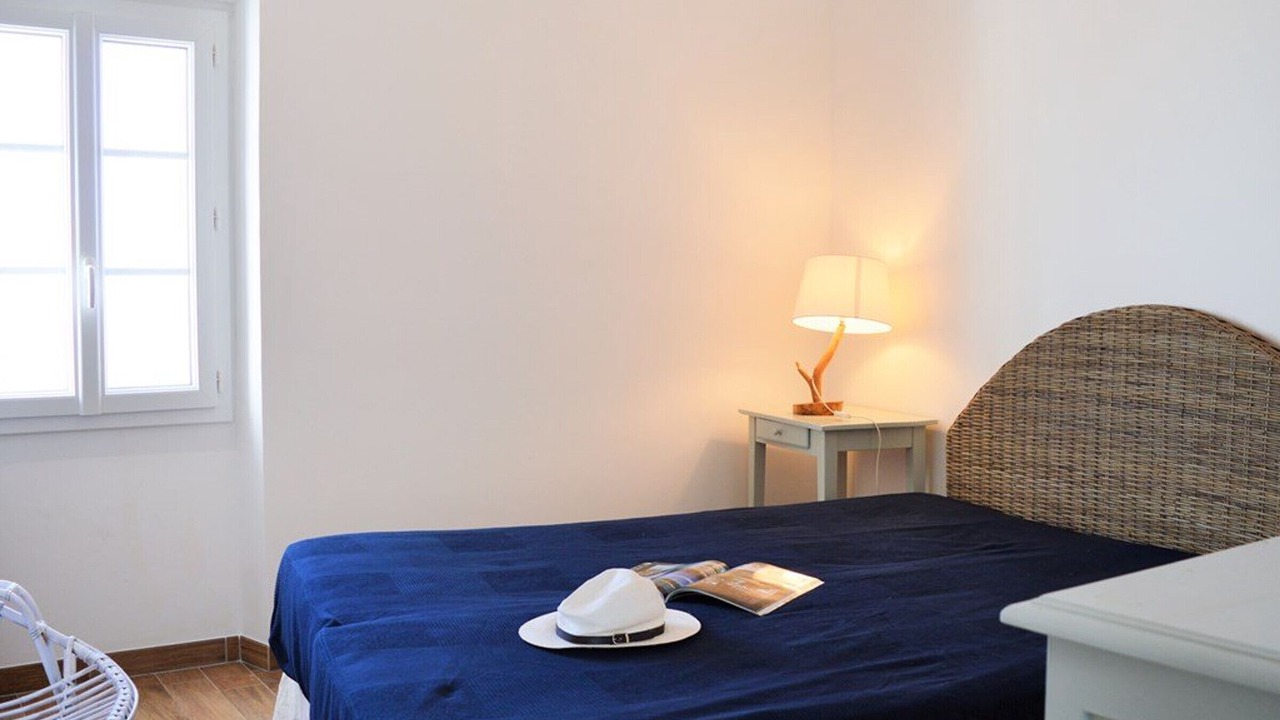 Photo of Bedroom in Bormes-Les-Mimosas