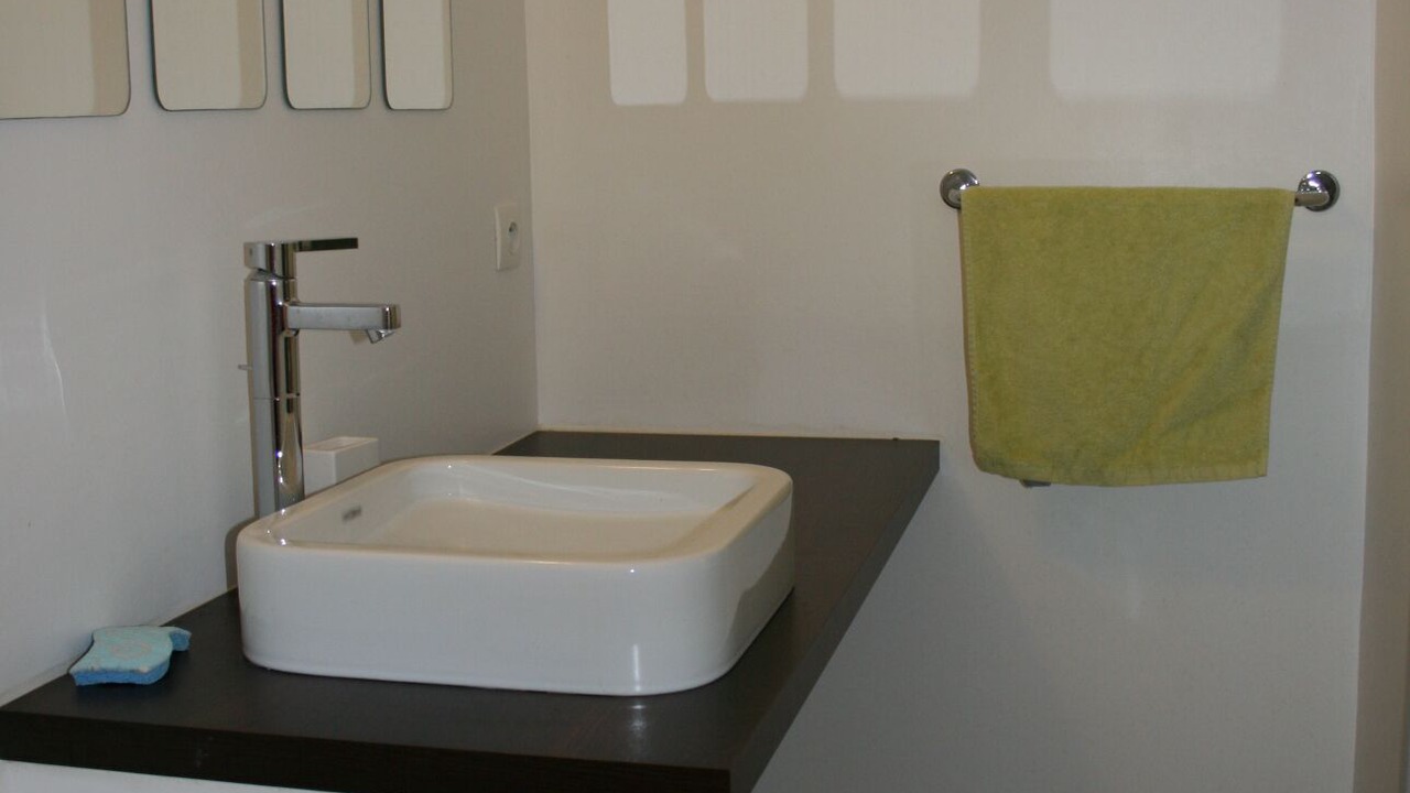 Photo of Bathroom in Saint-Andre-de-Cubzac