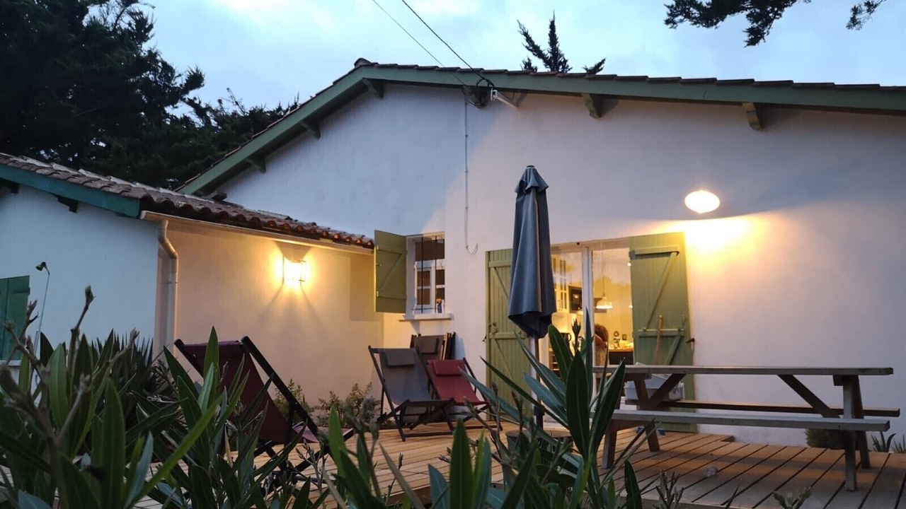 Photo of Outdoor in Domino