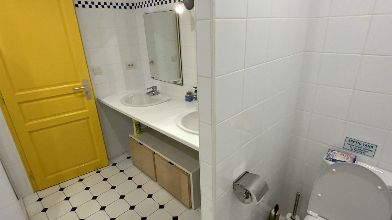 Photo of Bathroom in La Roque-Gageac