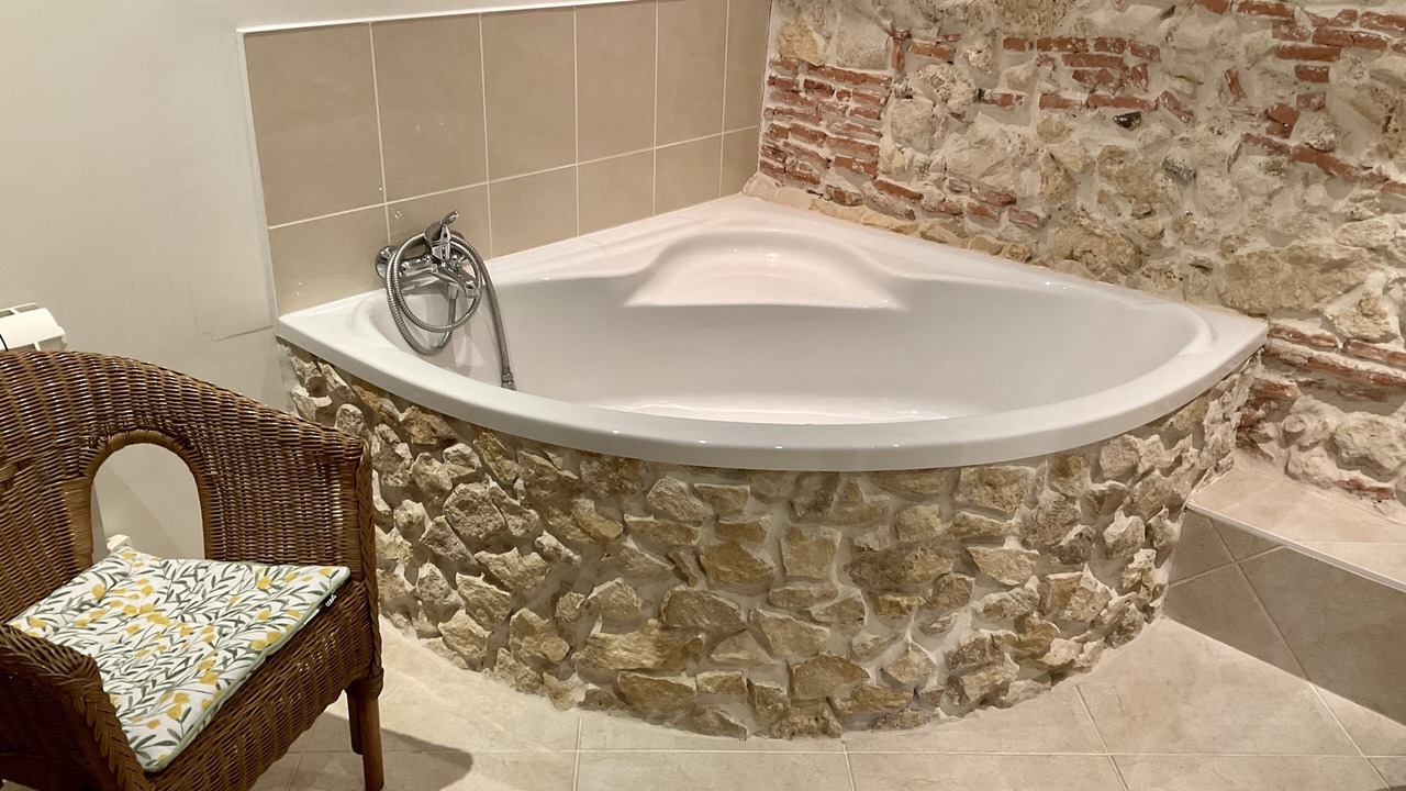 Photo of Bathroom in Labastide-dArmagnac