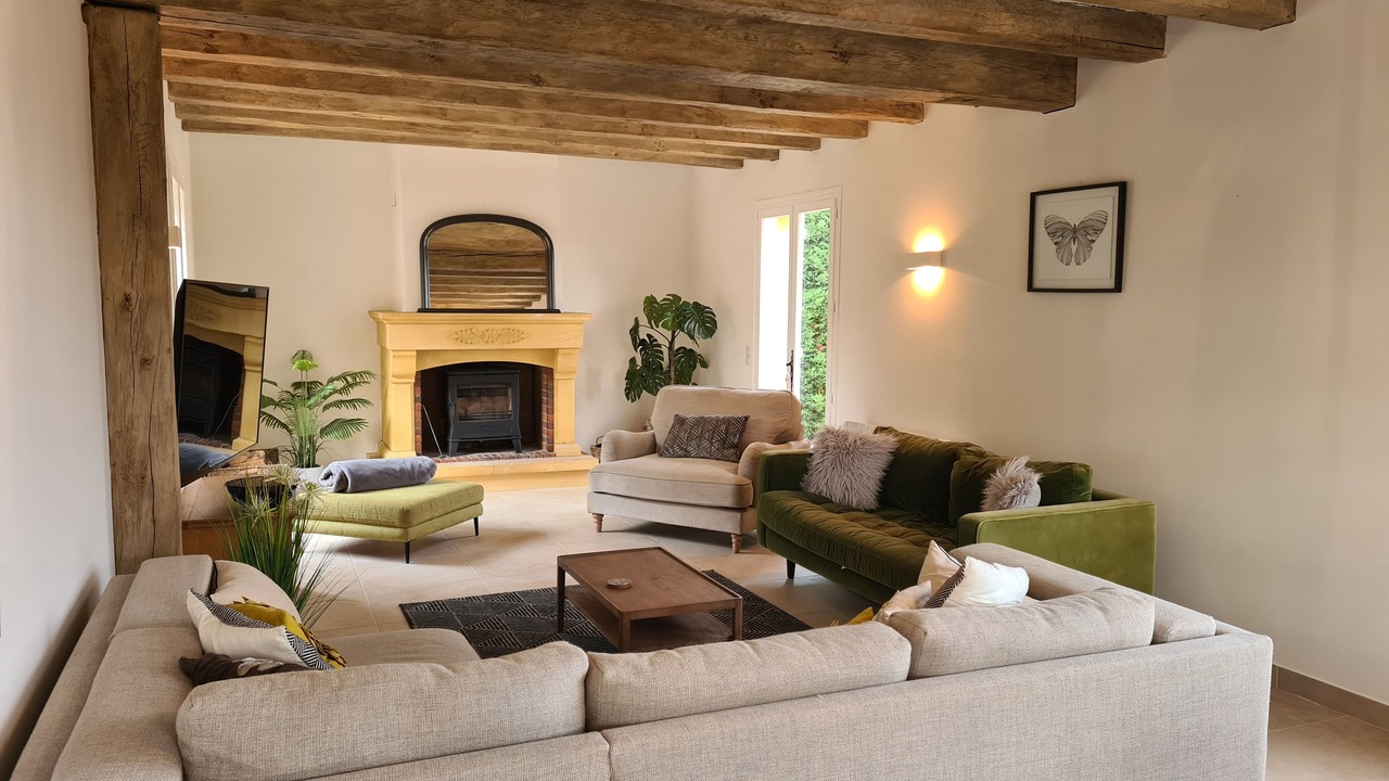 Photo of Livingroom in Cenac-et-Saint-Julien