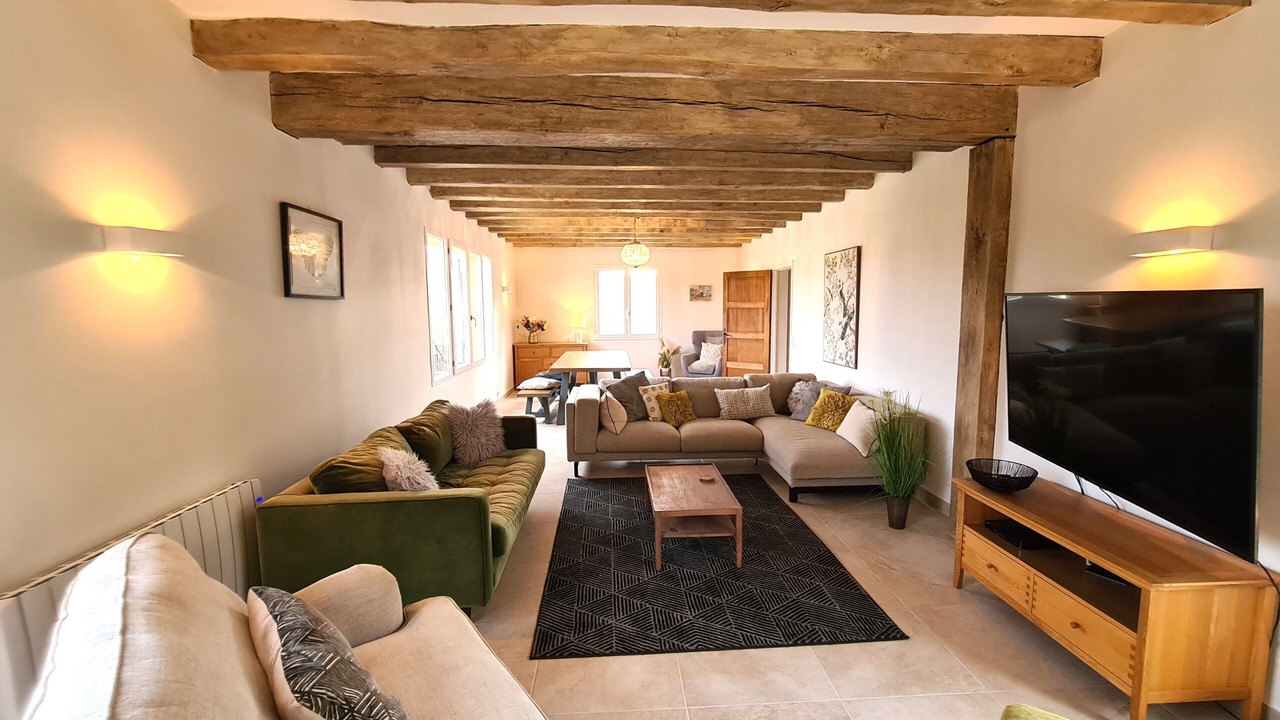 Photo of Livingroom in Cenac-et-Saint-Julien