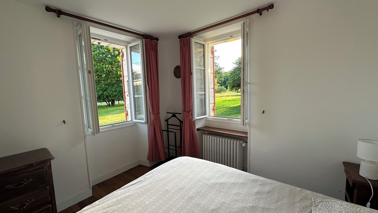 Photo of Bedroom in Saint-Martin-de-Fressengeas