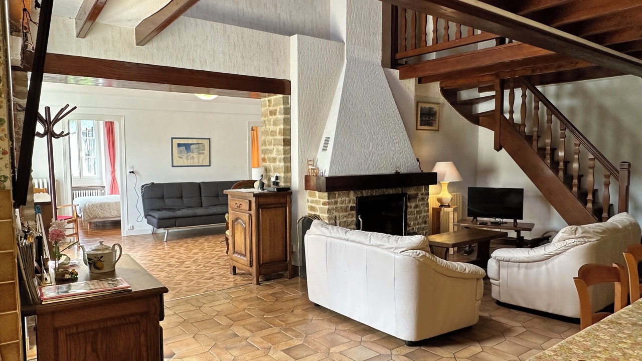 Photo of Livingroom in Saint-Martin-de-Fressengeas