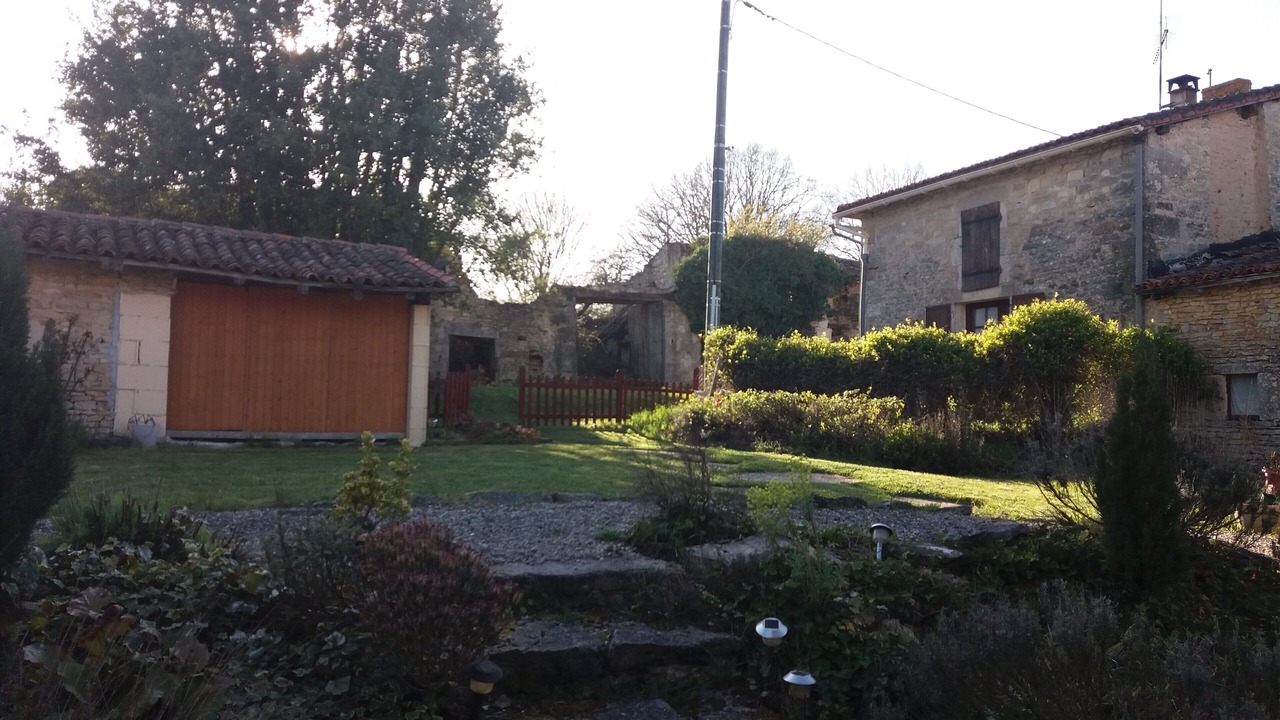 Photo of Outdoor in Benest