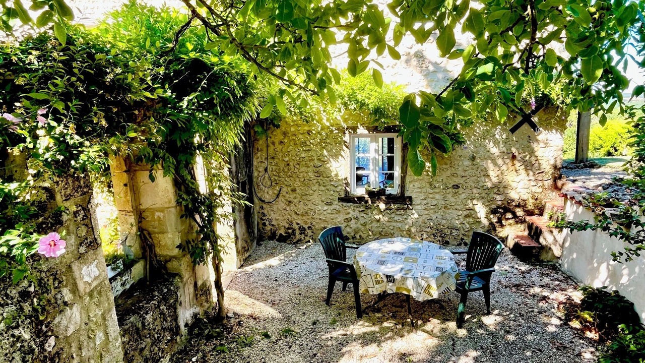 Photo of Outdoor in Montmoreau-Saint-Cybard