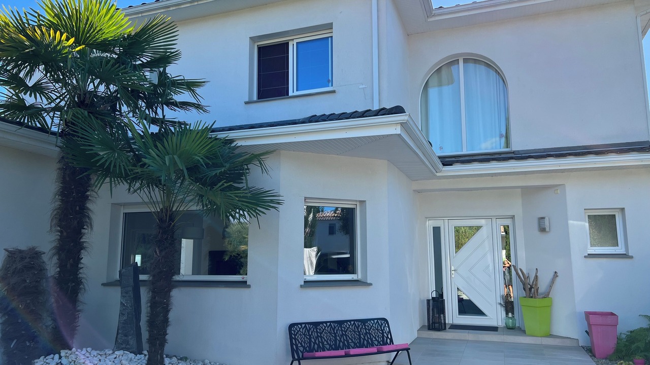 Photo of Outdoor in Saint-Medard-en-Jalles