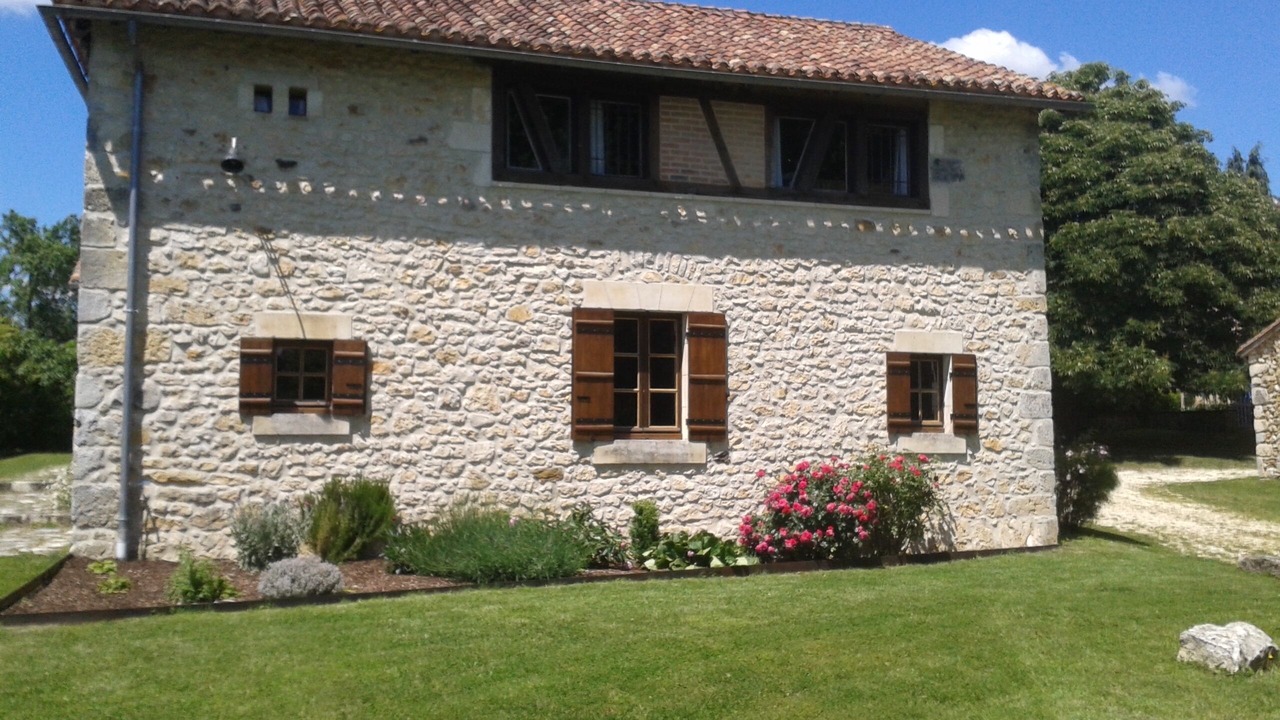 Photo of Outdoor in Saint-Martin-de-Fressengeas