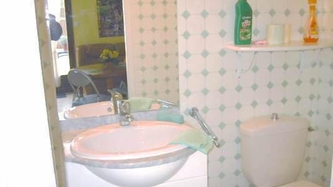 Photo of Bathroom in Aytre