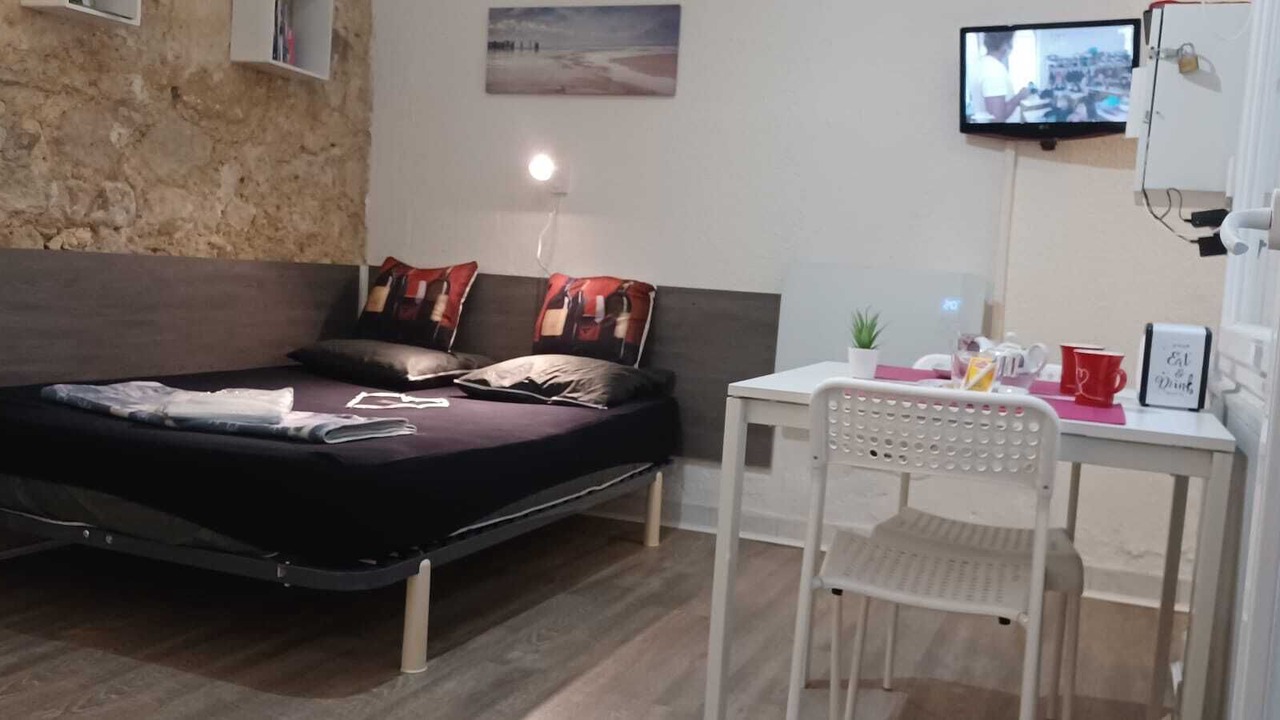 Photo of Bedroom in Hotel de Ville - Quinconces