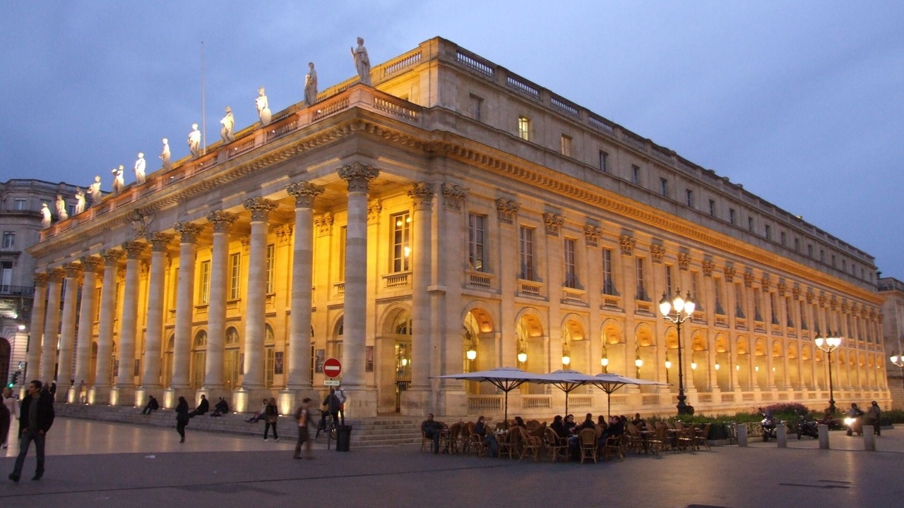 Photo of Others in Hotel de Ville - Quinconces