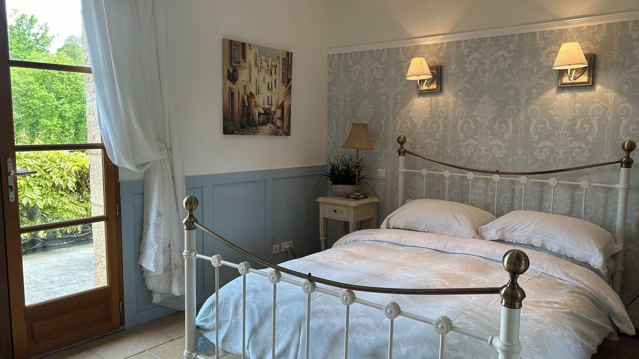 Photo of Bedroom in Domme